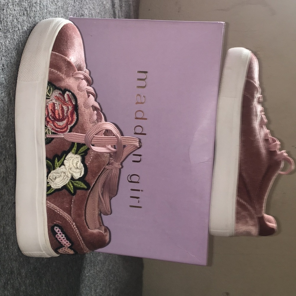 Blush Pink Steve maddens.